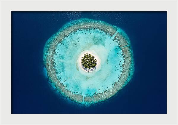 Maldivian Atoll Serenity