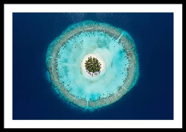 Maldivian Atoll Serenity
