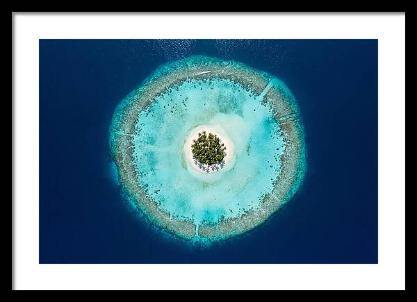 Maldivian Atoll Serenity
