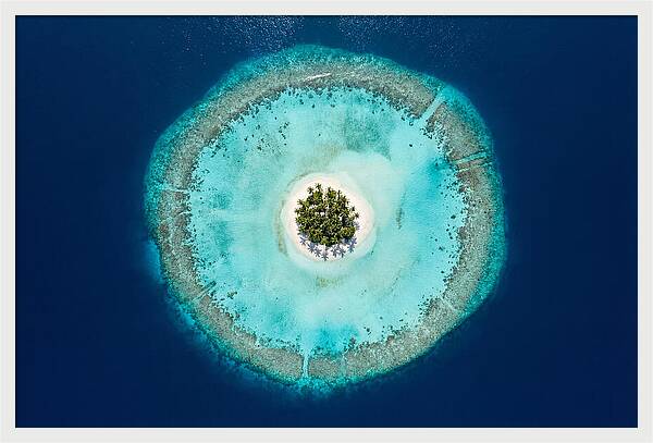 Maldivian Atoll Serenity