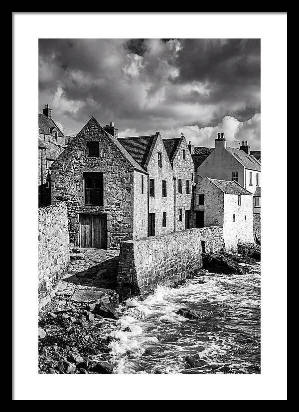 Manarola Village In Black And White