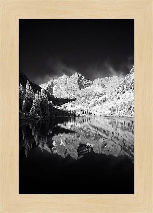 Maroon Bells Reflection At Dawn