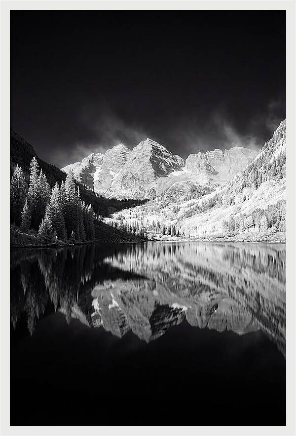 Maroon Bells Reflection At Dawn