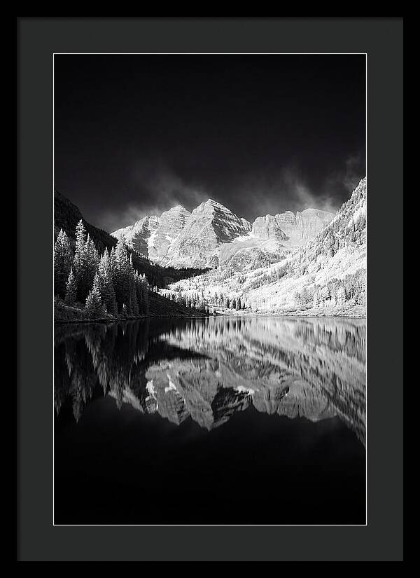 Maroon Bells Reflection At Dawn