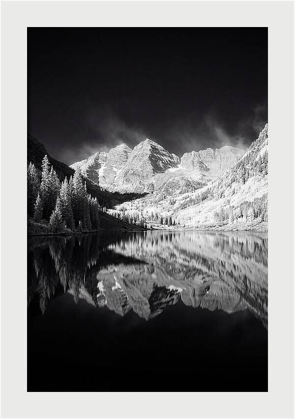 Maroon Bells Reflection At Dawn