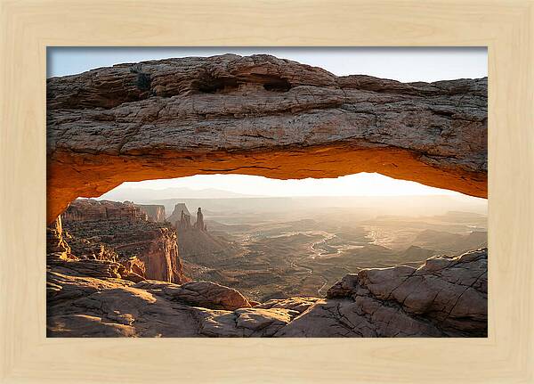 Mesa Arch At Dawn