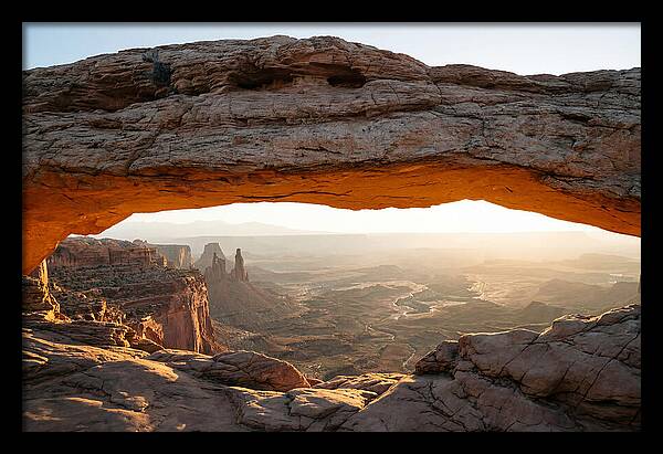 Mesa Arch At Dawn