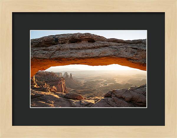 Mesa Arch At Dawn