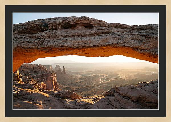 Mesa Arch At Dawn