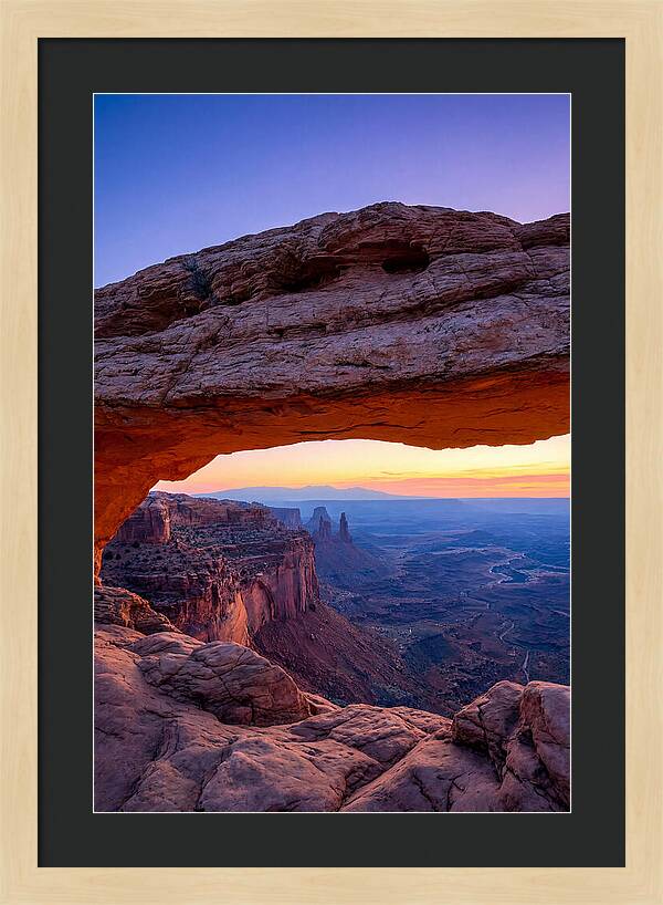Mesa Arch At Sunrise