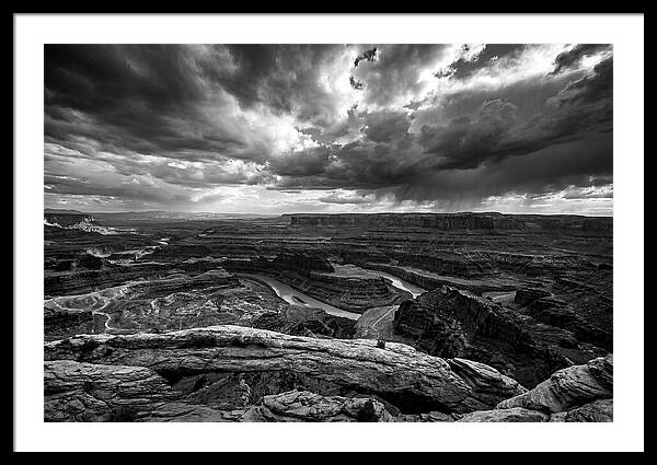 Mesa Arch Overlooking Canyon