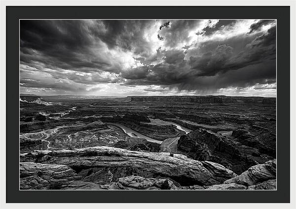 Mesa Arch Overlooking Canyon
