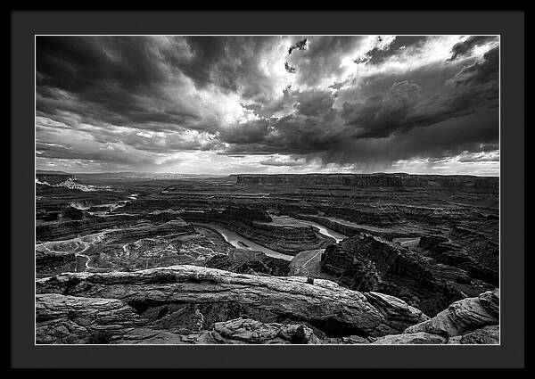 Mesa Arch Overlooking Canyon