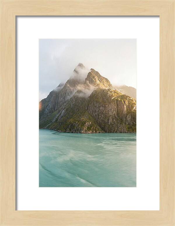 Milford Sounds Majestic Peaks