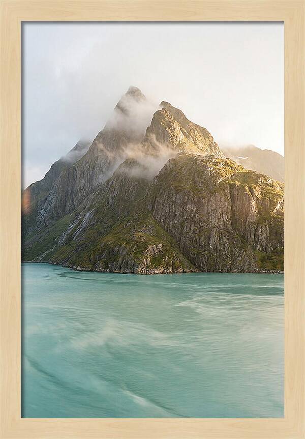 Milford Sounds Majestic Peaks