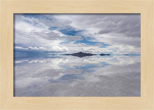 Mirrored Serenity Of Salar De Uyuni