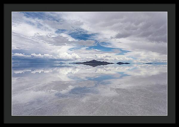 Mirrored Serenity Of Salar De Uyuni