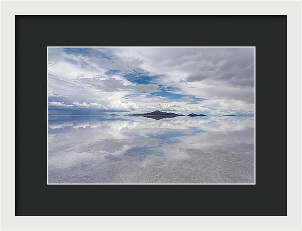Mirrored Serenity Of Salar De Uyuni