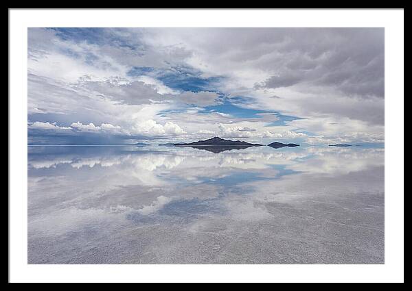 Mirrored Serenity Of Salar De Uyuni