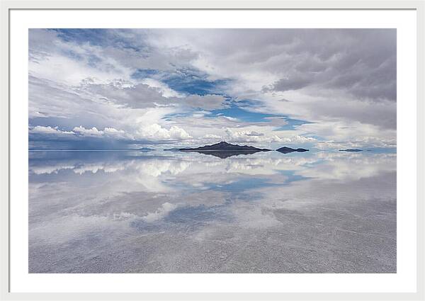 Mirrored Serenity Of Salar De Uyuni