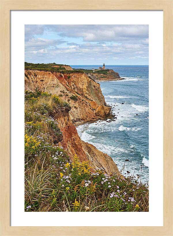 Mohegan Bluffs Serenity
