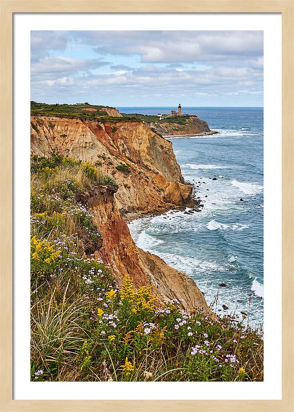 Mohegan Bluffs Serenity
