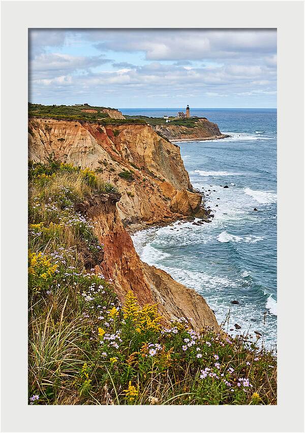 Mohegan Bluffs Serenity