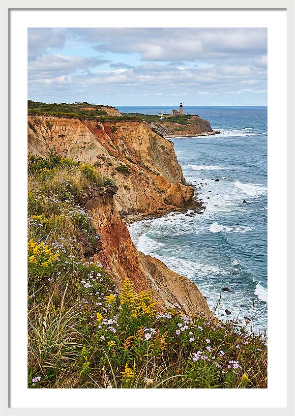 Mohegan Bluffs Serenity