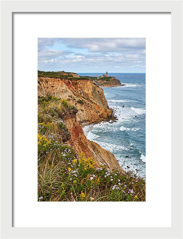 Mohegan Bluffs Serenity