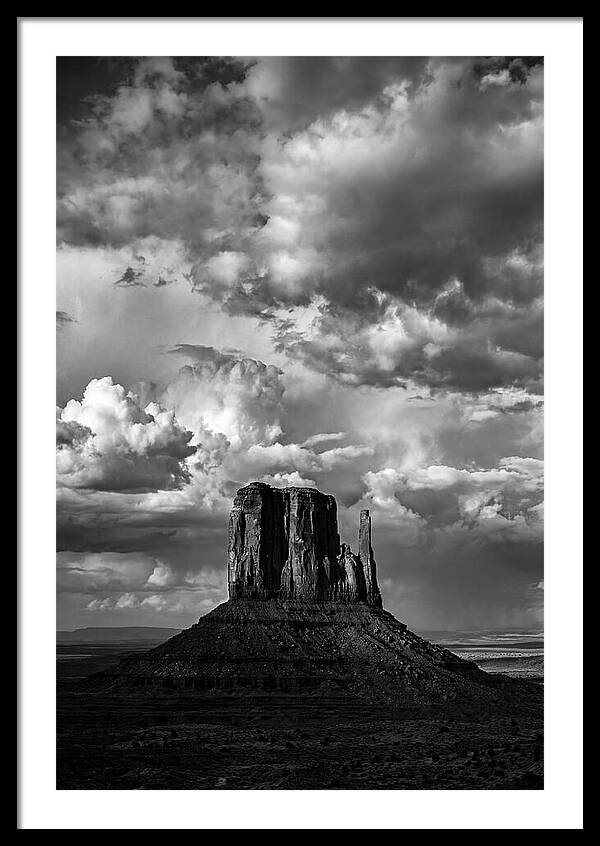Monument Valleys Majestic Mittens