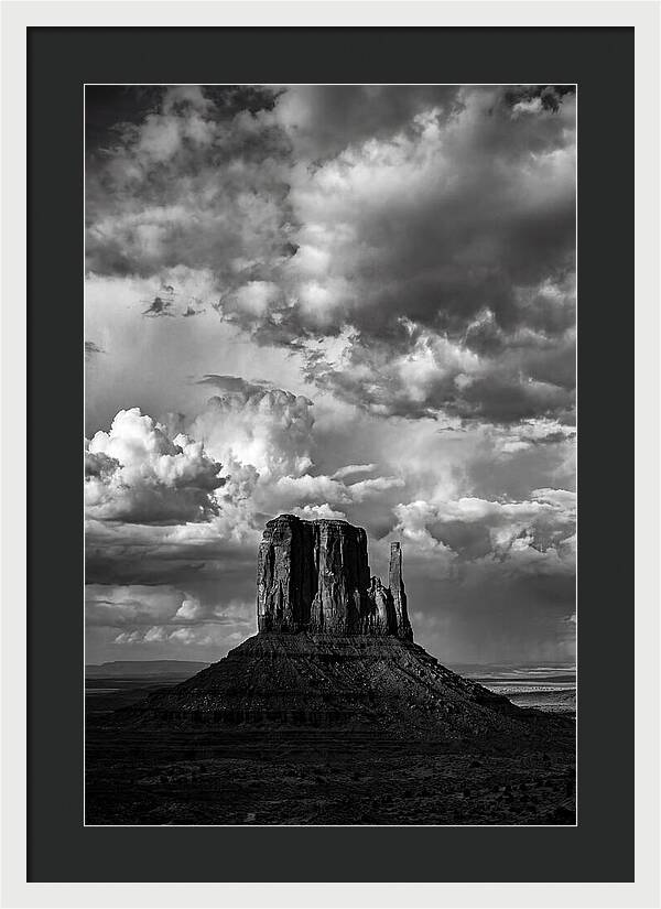 Monument Valleys Majestic Mittens