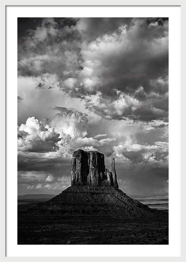 Monument Valleys Majestic Mittens