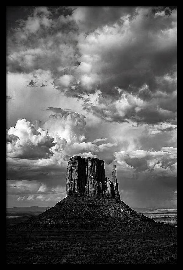 Monument Valleys Majestic Mittens