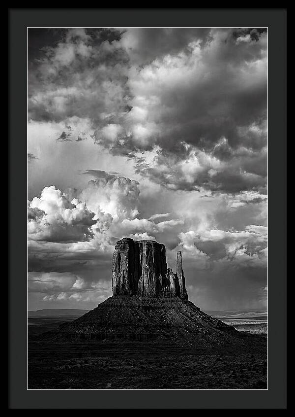 Monument Valleys Majestic Mittens