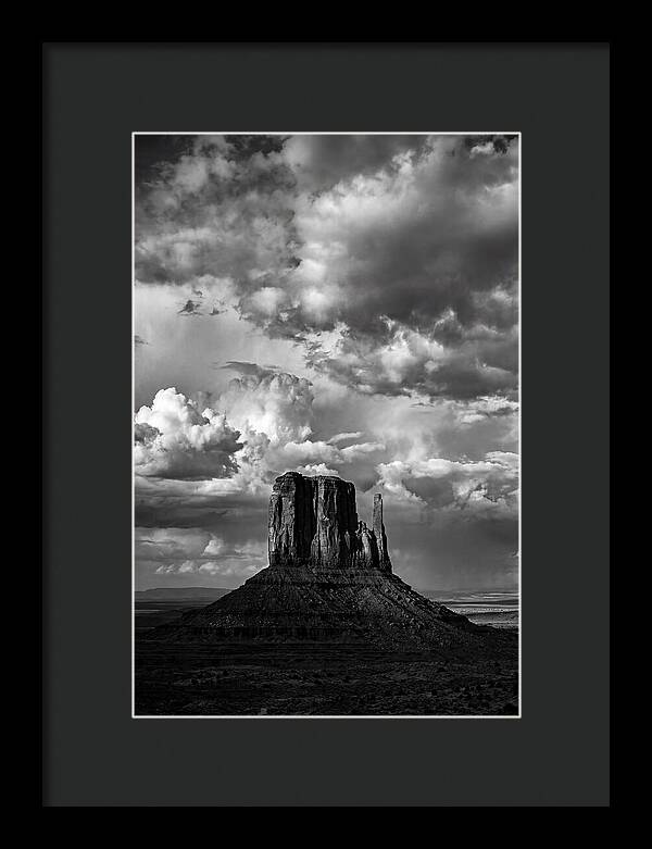 Monument Valleys Majestic Mittens