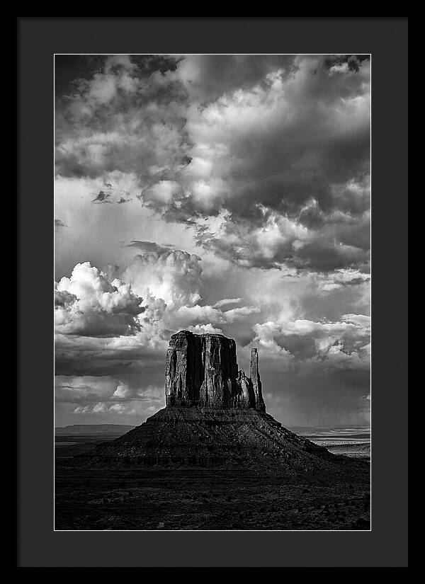 Monument Valleys Majestic Mittens