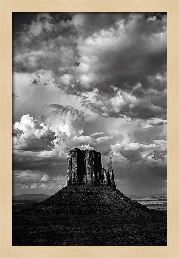 Monument Valleys Majestic Mittens