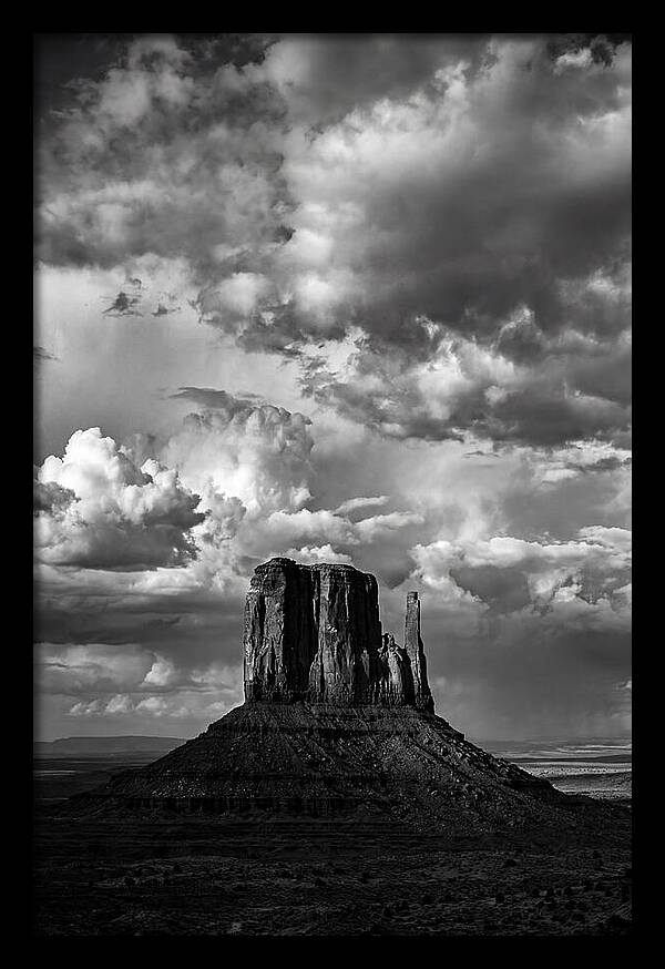 Monument Valleys Majestic Mittens