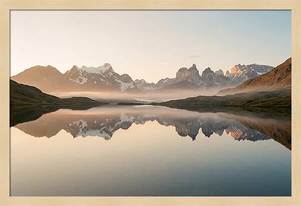 Moraine Lake Reflections At Dawn
