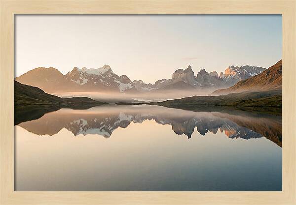 Moraine Lake Reflections At Dawn