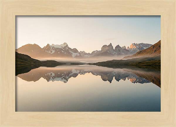 Moraine Lake Reflections At Dawn