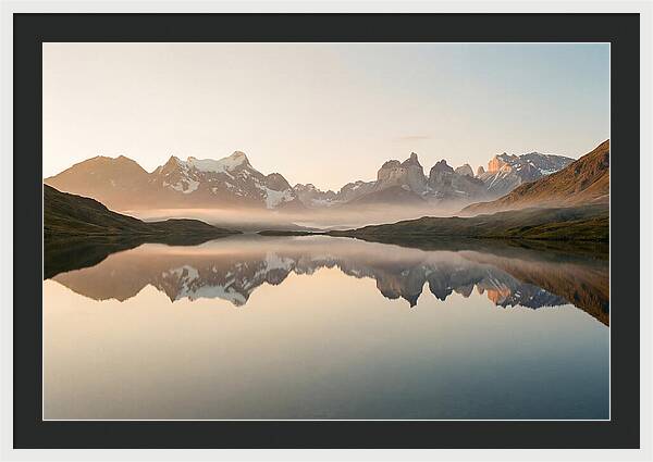 Moraine Lake Reflections At Dawn