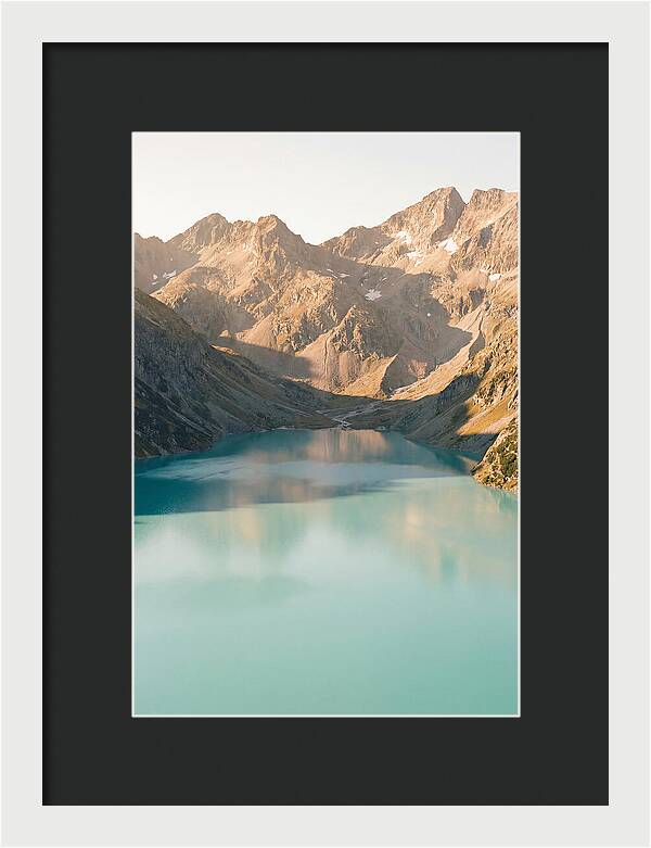 Moraine Lake Serenity