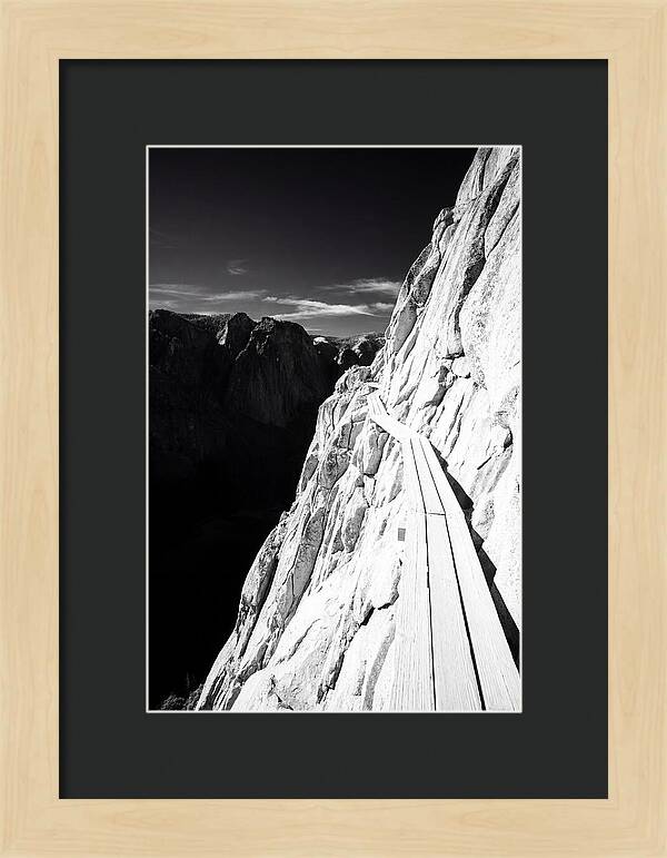Mount Hua Thrilling Plank Walk