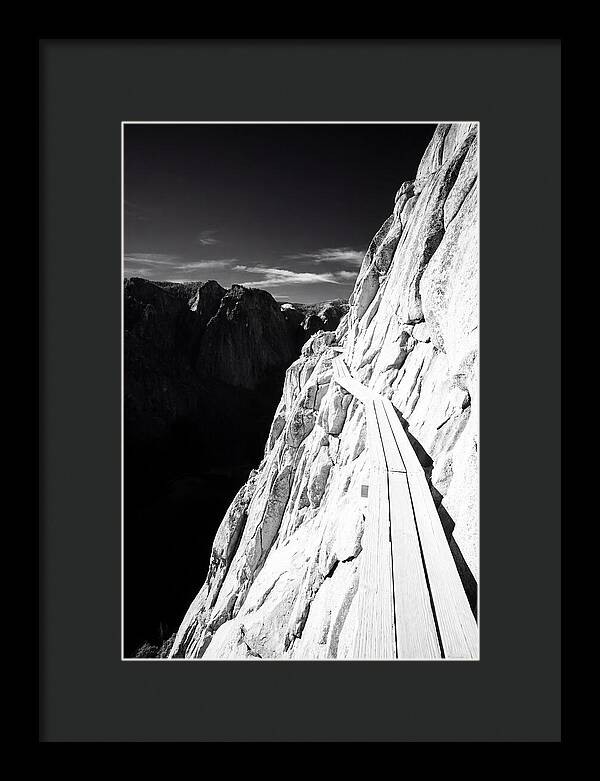 Mount Hua Thrilling Plank Walk