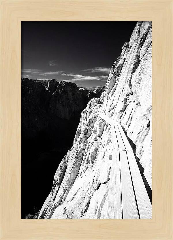 Mount Hua Thrilling Plank Walk