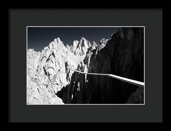 Mount Huas Thrilling Plank Walk