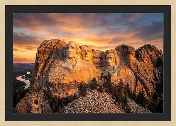 Mount Rushmore At Sunset