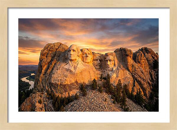 Mount Rushmore At Sunset