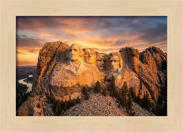 Mount Rushmore At Sunset